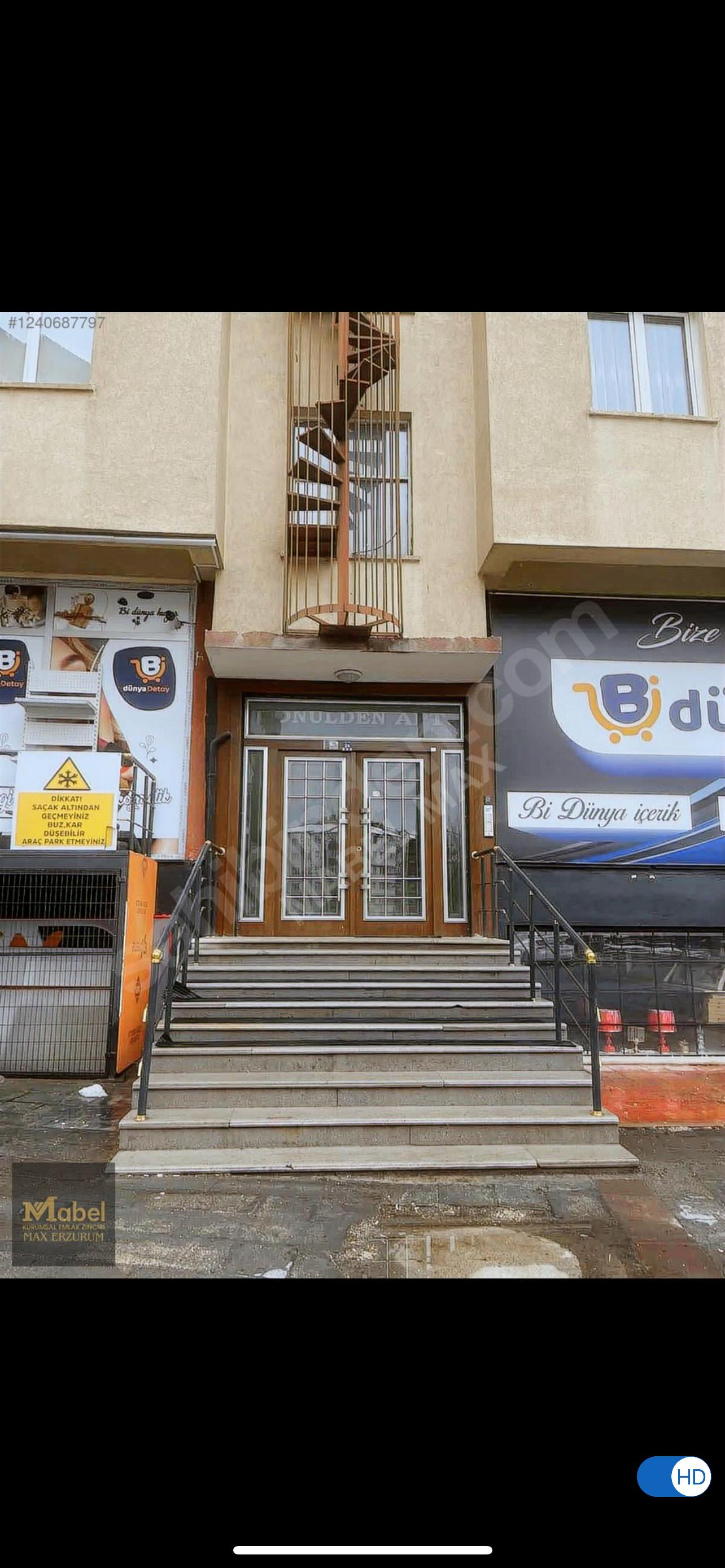 MABEL'DEN KAYAKYOLUNDA 3 CEPHELİ DAİRE